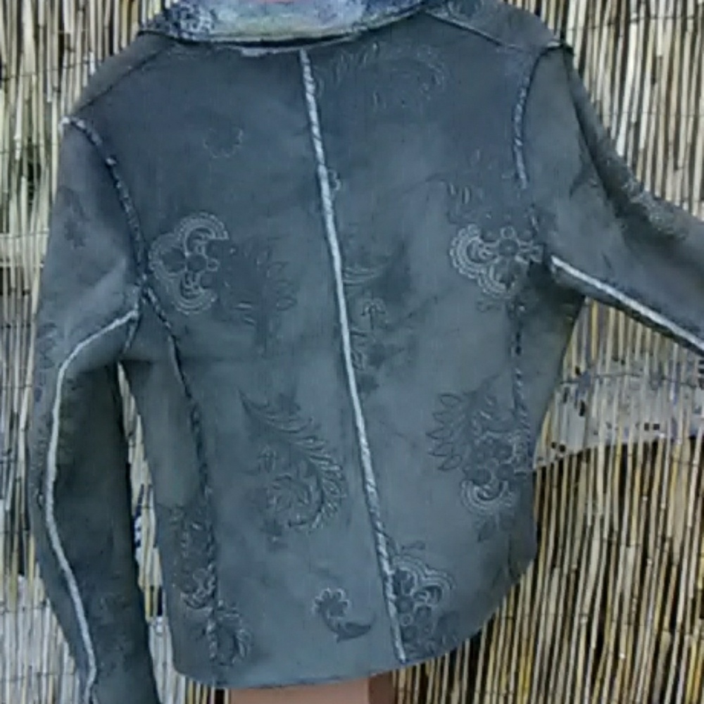 Winter jacket - Picture 3 of 4